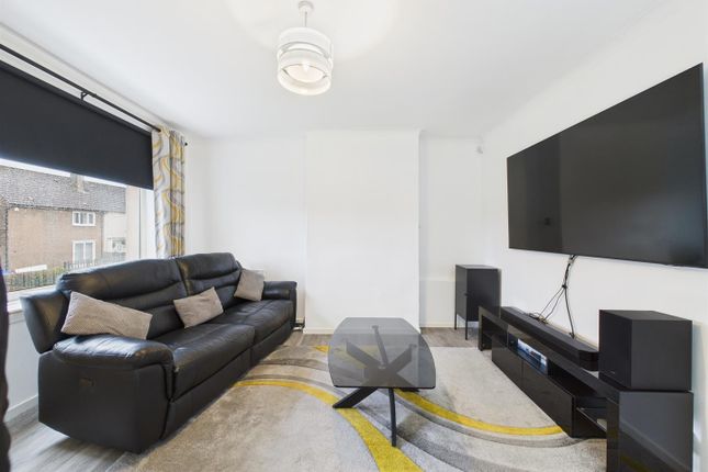 41, Skirsa Street, Glasgow photo 4