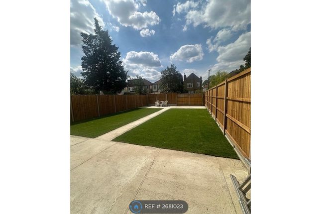 St James Road, Sutton photo 4