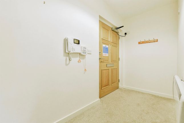 Property for sale in Elmside Walk, Hitchin