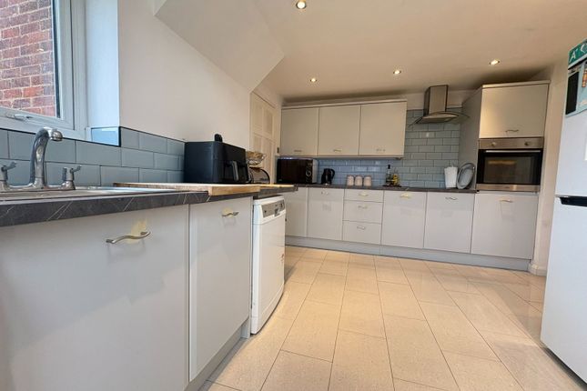 Huntingdon Grove, Lydiate photo 3