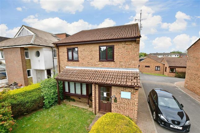 Flat for sale in Stockett Lane, Coxheath, Maidstone, Kent