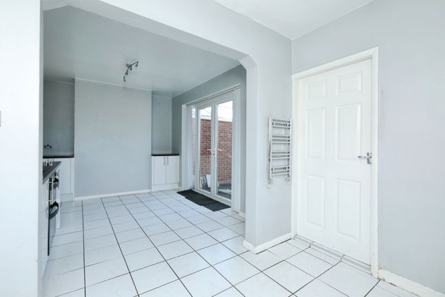 53, Wroot Road, DONCASTER photo 5