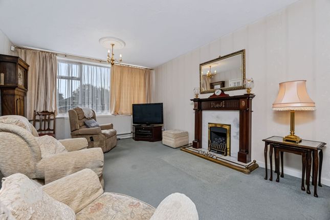 9 Oakdale, Bolton photo 2