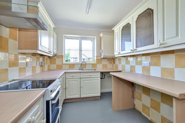 22 De Havilland Way, Abbots Langley photo 3