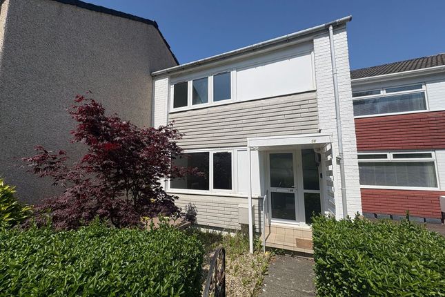 2-bed house on 38 Foxbar Crescent, Paisley, £900/mo