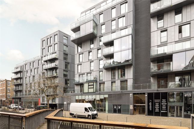 Thumbnail Flat for sale in Brewhouse Yard, Clerkenwell, London