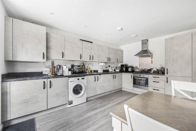 5, Addison Road, Reading photo 2