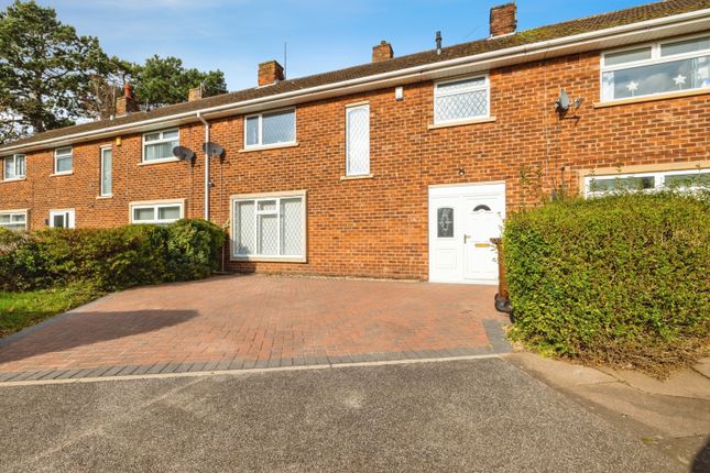 Thumbnail Terraced house for sale in Revesby Close, Lincoln