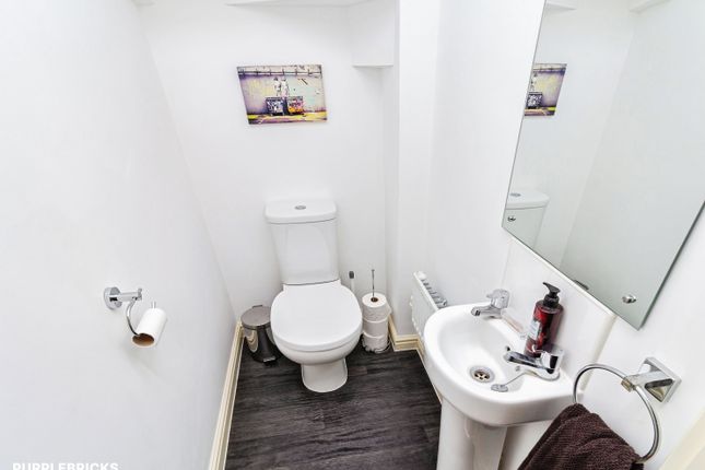 80, Greenfields Drive, Newport photo 4