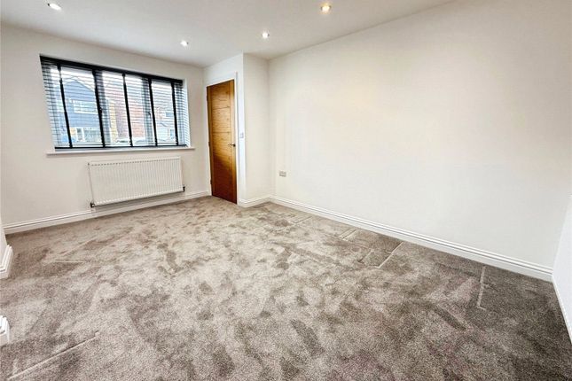 42B,, Beverley Grove, Lincoln photo 3