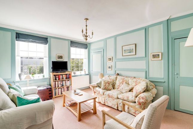 9, Hampstead Square, London photo 2
