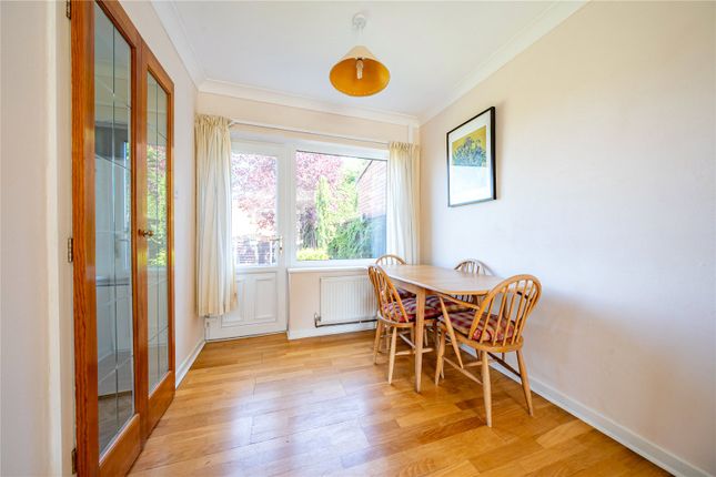 72, Primley Park Lane, West Yorkshire photo 4