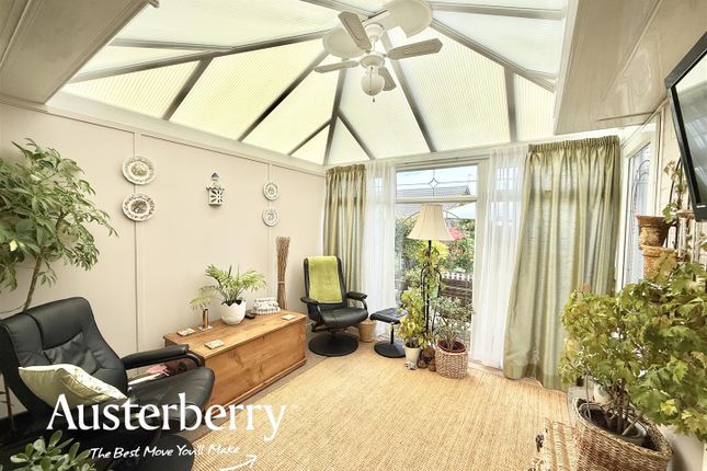 51, Applewood Crescent, Stoke-On-Trent photo 4