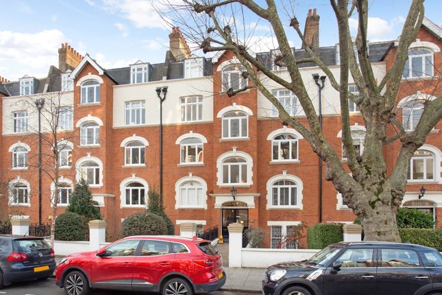 Flat to rent in Widley Road, London