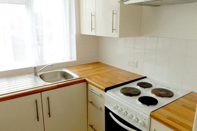 57a, Downbank Avenue, Barnehurst photo 3