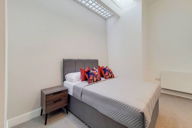 Flat to rent in Tabernacle Street, Old Street, London
