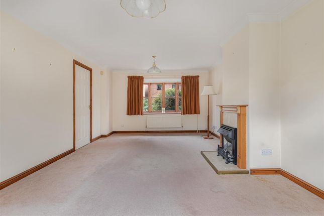 Hopkins Close, Cambridge photo 3