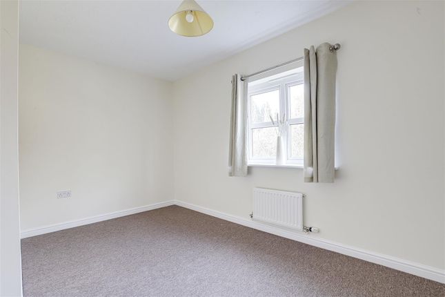 Town house for sale in Emperor Close, Carrington, Nottinghamshire