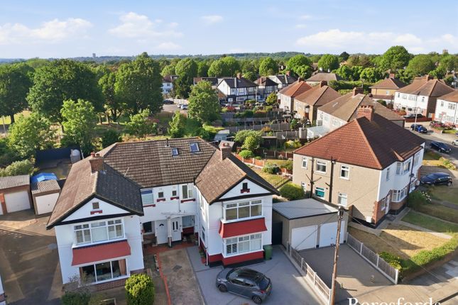 18a, Tudor Drive, Gidea Park photo 2