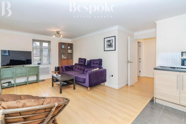 18 Gabriels Square, Reading photo 2
