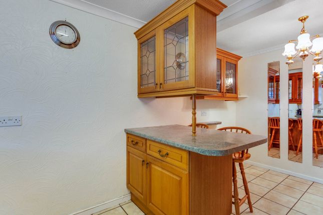 111, Alnwick Road, London photo 3