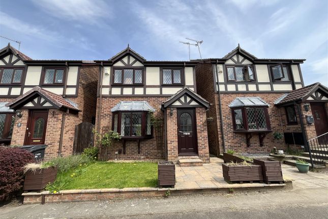 Thumbnail Detached house to rent in Ploughmans Way, Macclesfield