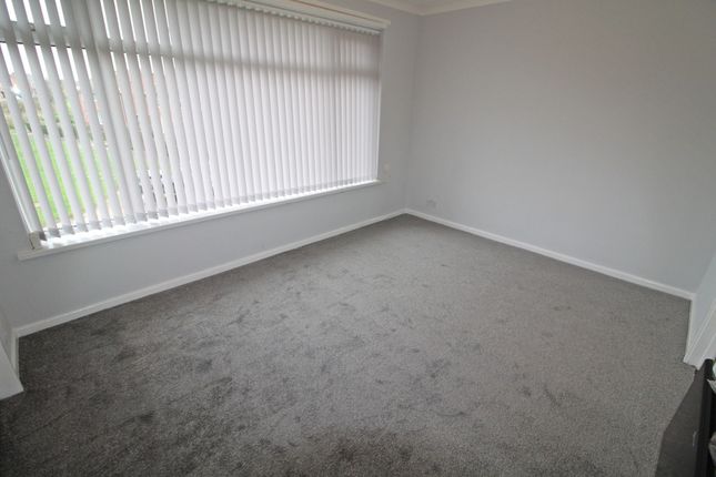 26 Castledale Avenue, Blyth photo 2
