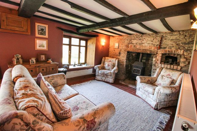 Highly Desirable Smallholding Property