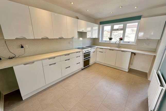 Bungalow to rent in Townsend Park, Bruton