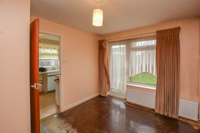 11, Lavender Avenue, Brentwood photo 4