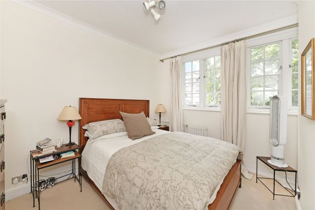 Flat for sale in Hyde Park Street, Hyde Park