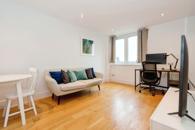 Flat for sale in 80 Commercial Road, London