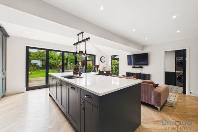 12, Westbourne Avenue, Wrea Green photo 2