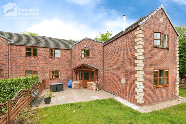 Semi-detached house for sale in Cleveland Grove, Wakefield, West Yorkshire