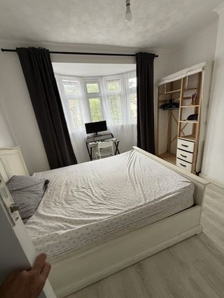 39 Donaldson Road,, Donaldson Road, London photo 2