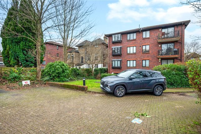 Flat for sale in Widmore Road, Bromley