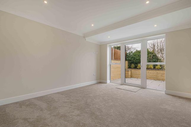 1A, Grange Close, Kent photo 5