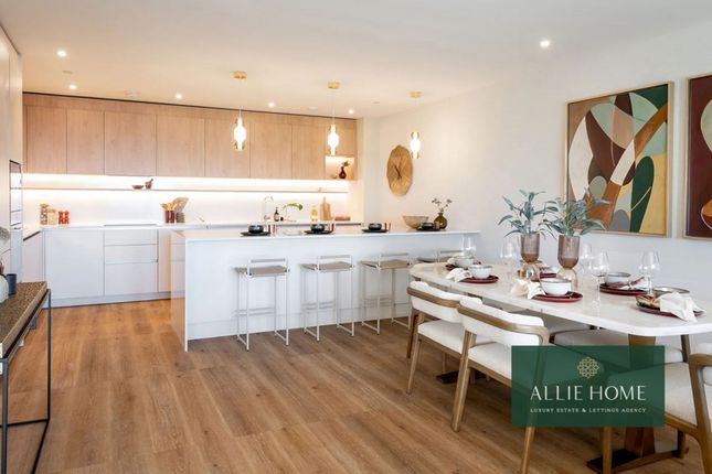 B10.04 Botanical Apts 120 Bow Common Ln, London, London photo 4