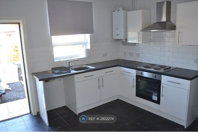 Sydney Street, Darwen photo 3