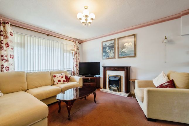 9, Westcliff Close, Devon photo 2