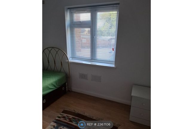 Lampton Road, Hounslow photo 4