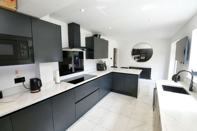 26 Shearwater Avenue, Manchester photo 4