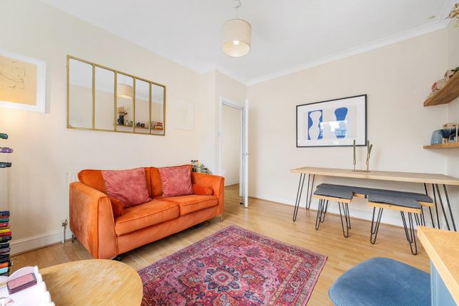 TF, 34, Appach Road, London photo 3