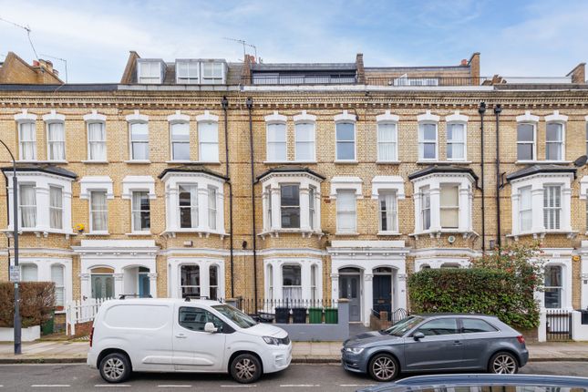 Flat for sale in Radipole Road, Fulham
