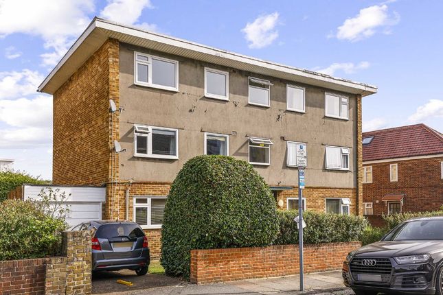 Flat for sale in South Park Road, London