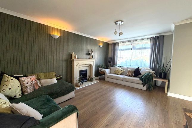 21, Collingwood Way, Westhoughton photo 4