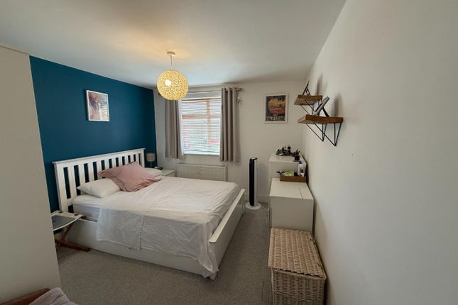 20 Austen Place, The Ridge, Bristol photo 2