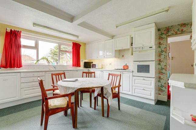 37 Valley Road, Nottingham photo 3