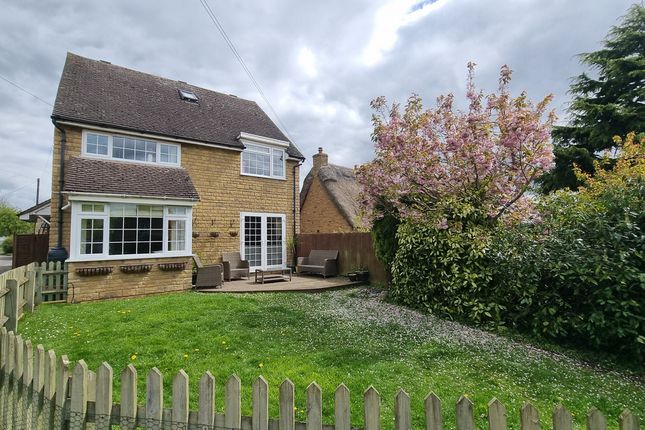 Thumbnail Detached house for sale in Paddock Close, Napton
