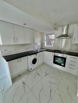 Horns Road, Ilford photo 2